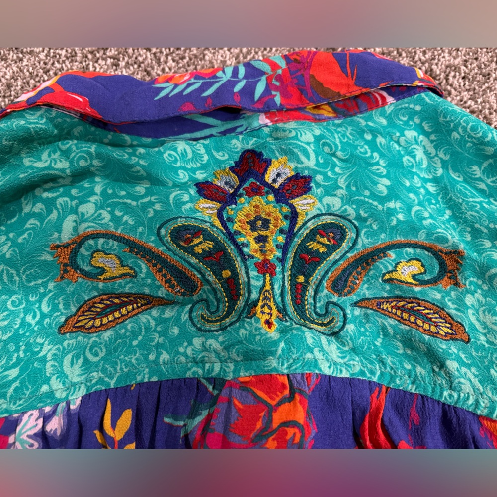 Soft Surroundings hermosa Blouse size 1x embroidered quirky artsy vibrant - Picture 9 of 11
